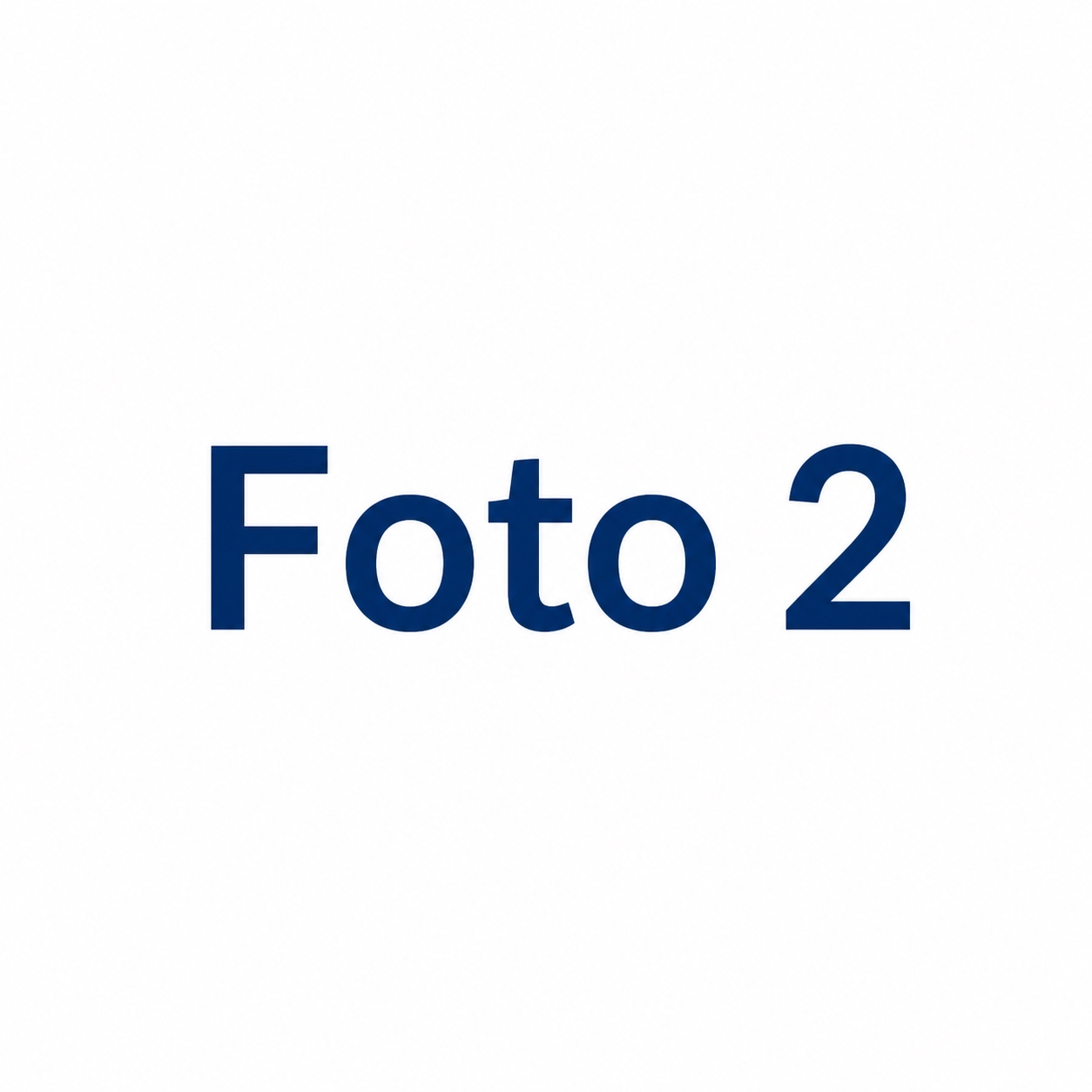Granola croccante con nocciole tostate e frutta essiccata